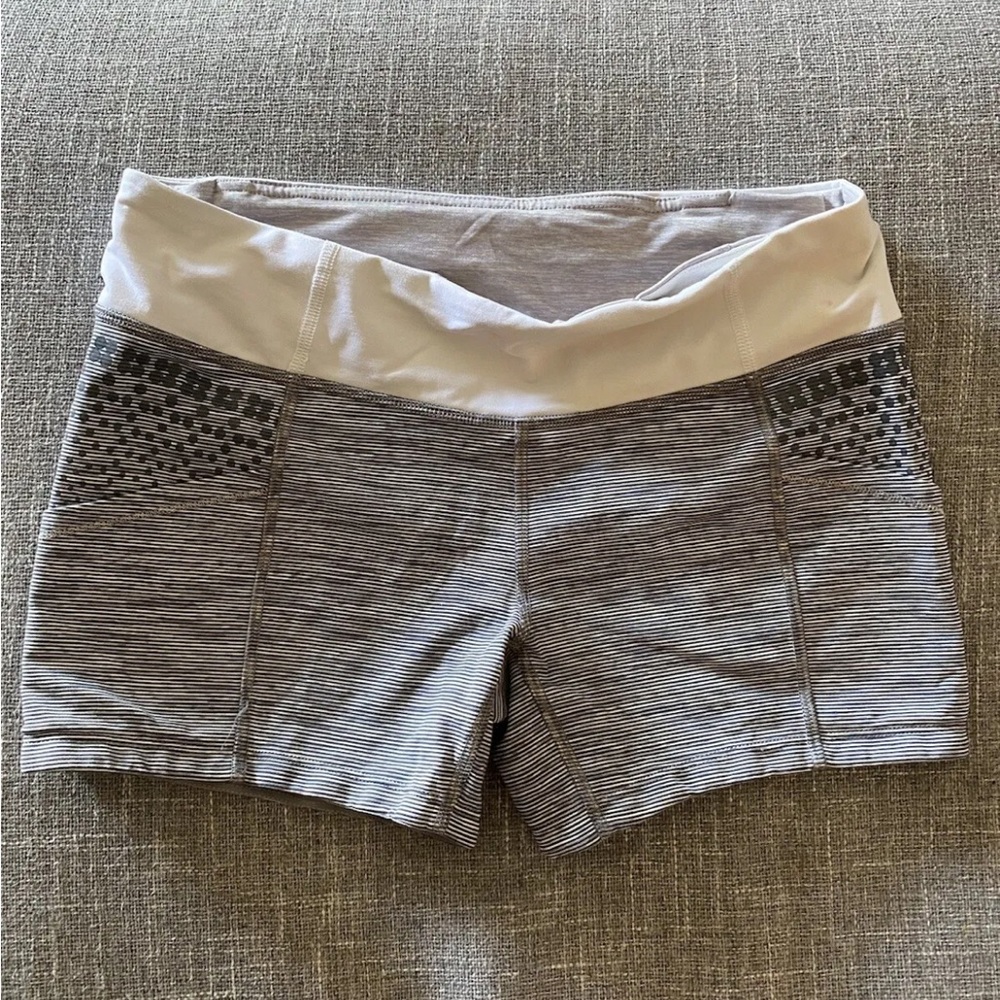 Lululemon spandex shorts